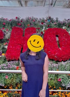 Shalini - escort in Dubai Photo 1 of 3