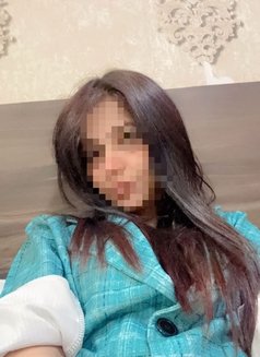 Shalini (Real Meet and Cam Show ) - escort in Chennai Photo 3 of 8