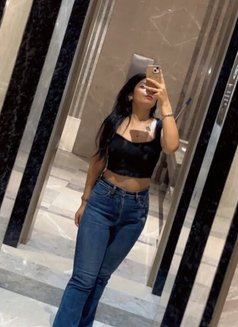 Shalini Unlimited Fun Available - escort in Frankfurt Photo 3 of 5