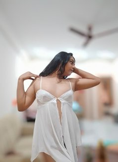 Shalini05 - Transsexual escort in Bangalore Photo 11 of 15