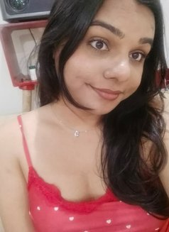 ShaliniMehtaa05 - Acompañantes transexual in Bangalore Photo 8 of 9