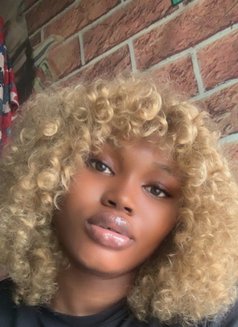 Shallot - puta in Guangzhou Photo 2 of 4