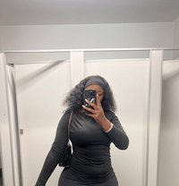 Shallot - escort in Guangzhou Photo 1 of 4