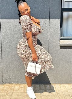 Shallot - escort in Guangzhou Photo 3 of 5