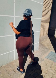 Shallot - escort in Guangzhou Photo 4 of 5