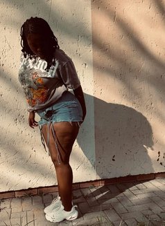 Shallot - escort in Guangzhou Photo 6 of 6