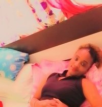 Shally - escort in Pune