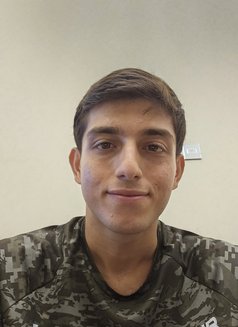 Shalom - Male escort in Tel Aviv Photo 4 of 7