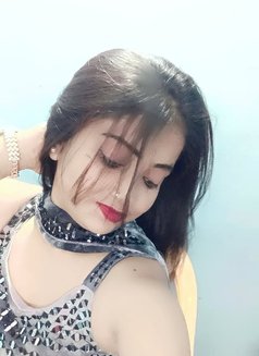Shalu Cash on Delivery Service - escort in Gurgaon Photo 1 of 4