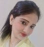 Shalu Cash on Delivery Service - puta in New Delhi Photo 3 of 4
