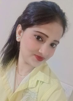 Shalu Cash on Delivery Service - escort in Gurgaon Photo 3 of 4