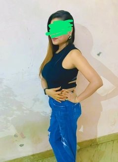 Sakshi - escort in New Delhi Photo 2 of 3