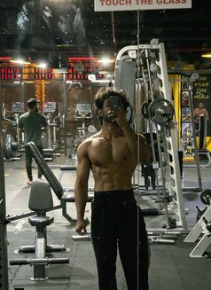 Sham - Male escort in Dubai Photo 3 of 7