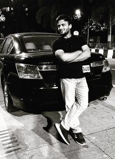 Sham - Male escort in Mumbai Photo 3 of 6