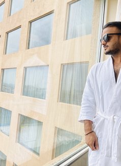 Sham - Male escort in Mumbai Photo 6 of 6