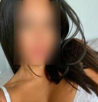 Sham - escort in İstanbul
