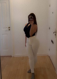 Sham Syrian Model - escort in Dubai Photo 3 of 4