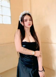 Shamae - escort in Manila Photo 4 of 6