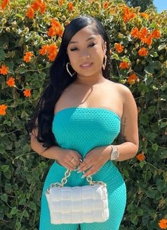 Shamalu, Dripping Wet Pussy - puta in Ahmedabad Photo 2 of 5