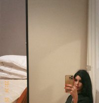 Shames - Transsexual escort in Beirut Photo 11 of 13