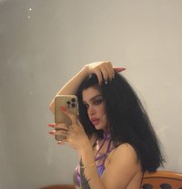 Shames - Transsexual escort in Beirut Photo 13 of 13