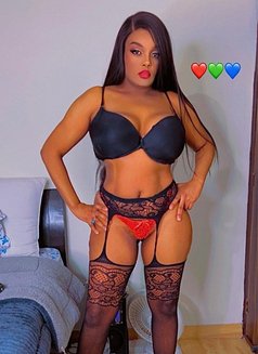 Shami - escort in Noida Photo 10 of 11