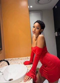 Shamie - escort in Jeddah Photo 11 of 11