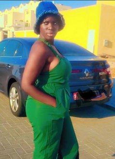 Shamie - escort in Abu Dhabi Photo 2 of 2