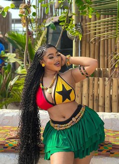 Shamim, Curvy African Queen ☘️ - escort in Hyderabad Photo 2 of 4