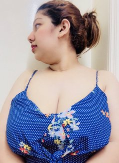 Shammi Babe - puta in Dubai Photo 10 of 10