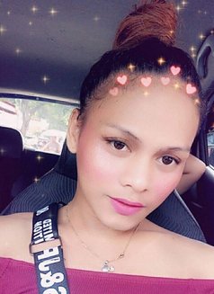 Deepthroat sexy hot young ladyboy - Transsexual escort in Makati City Photo 1 of 9