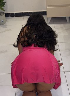 Shams - escort in Riyadh Photo 5 of 6