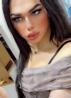 Shams - Transsexual escort in Cairo Photo 6 of 12