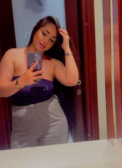 Shams - escort in Dubai Photo 4 of 7