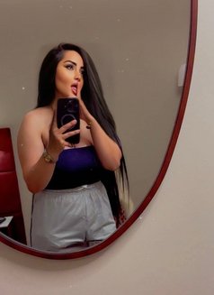 Shams - escort in Dubai Photo 2 of 6