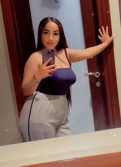 Shams - escort in Dubai Photo 8 of 9