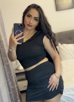 Shams - escort in Dubai Photo 11 of 12