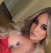 Shams sexy Arabic xxl شمس زياره - Transsexual escort in Beirut