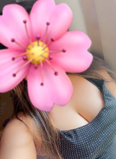 Shams - escort in Dubai Photo 1 of 8