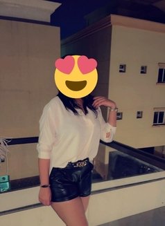 Shams - escort in Dubai Photo 1 of 5