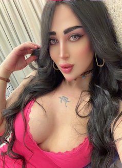 Shams - Transsexual escort in Khobar Photo 3 of 4
