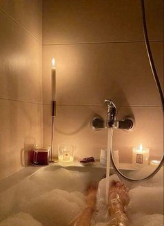 Shamsi - Male escort in Jeddah Photo 6 of 6