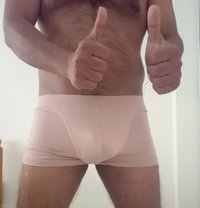 Shan Best Matured Therapist - Masajista in Colombo