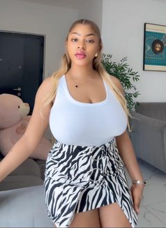 Shan - escort in Ahmedabad Photo 4 of 8