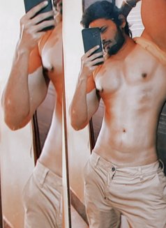 Shan Fasim - Masajista in Chennai Photo 3 of 9