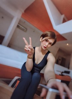 Shan شون - masseuse in Al Sohar Photo 2 of 16