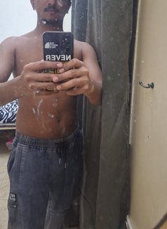 Shain 🇧🇭 - Male escort in Al Manama Photo 4 of 5