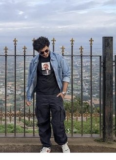 Sidd - Acompañantes masculino in Noida Photo 1 of 1