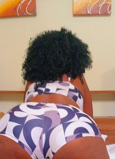 Shan - puta in Al Juffair Photo 3 of 3