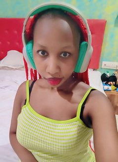 Shan Lips From Andheri East - escort in Mumbai Photo 1 of 7